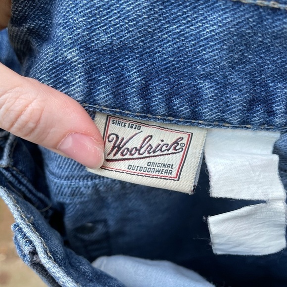 Vintage Woolrich Straight Leg Jeans in Medium Blue Wash - Picture 6 of 9